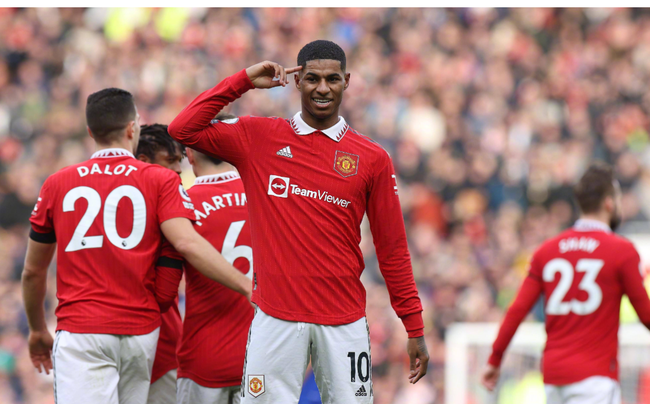 在斯卢茨基 在斯卢茨基